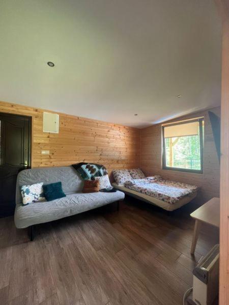 Lesny Zakatek Bed & Breakfast Smardzewice Eksteriør bilde